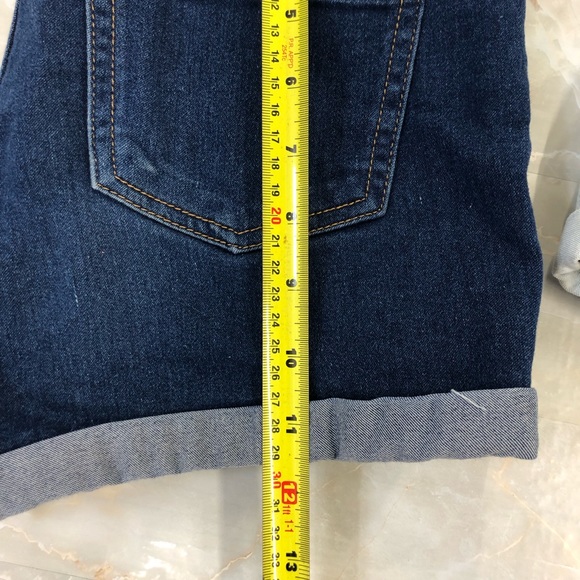 2/8$ Tag Girls Jeans Shorts Size 16 - Picture 7 of 8